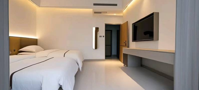 镇雄鸿禧电竞酒店(镇雄朝阳学校店)图片