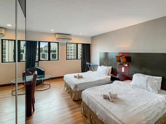 Royal Crown Scsp KK CBD near Imago