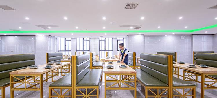 维也纳国际酒店(黄石阳新华联时代广场店)图片