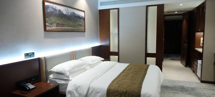 和田杭程酒店(和田夜市店)图片