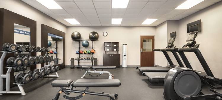 希尔顿欢朋套房酒店-约克南(Hampton Inn & Suites York)图片