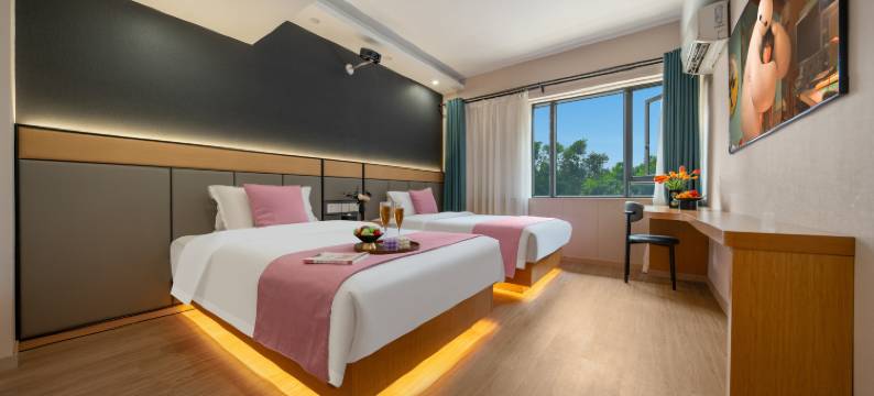 维朵酒店(重庆北站郑家院子地铁站店)图片