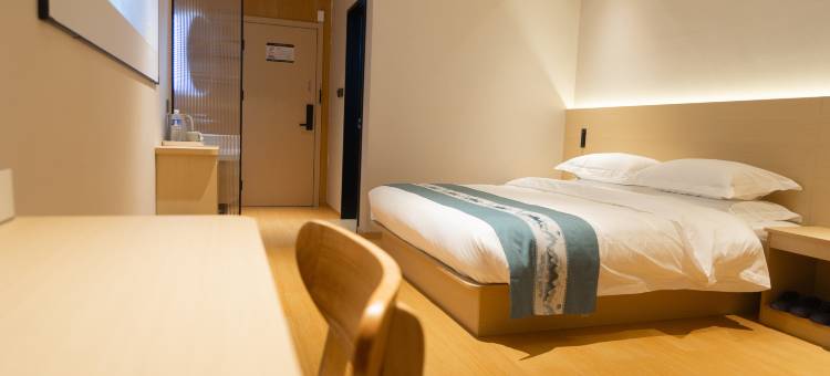 如家睿柏·云酒店(邯郸武安市广乐小区店)图片