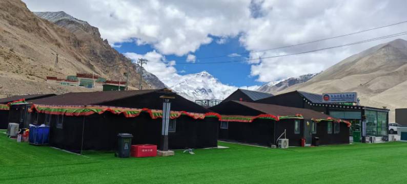 珠峰大本营帐篷营地图片