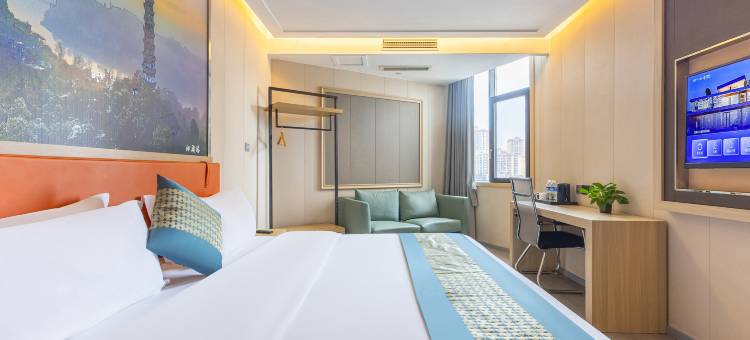 柏曼酒店(自贡富顺沿滩高铁站店)图片