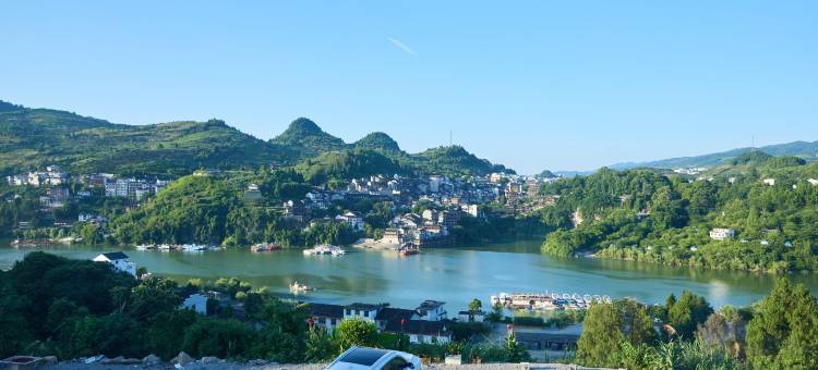 江畔芙蓉观景民宿图片