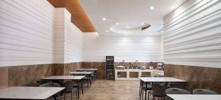 苍南忆居泊酒店(苍南动车站店)图片