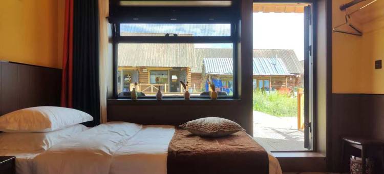 喀纳斯小九月·Forest Cottage(喀纳斯景区店)图片