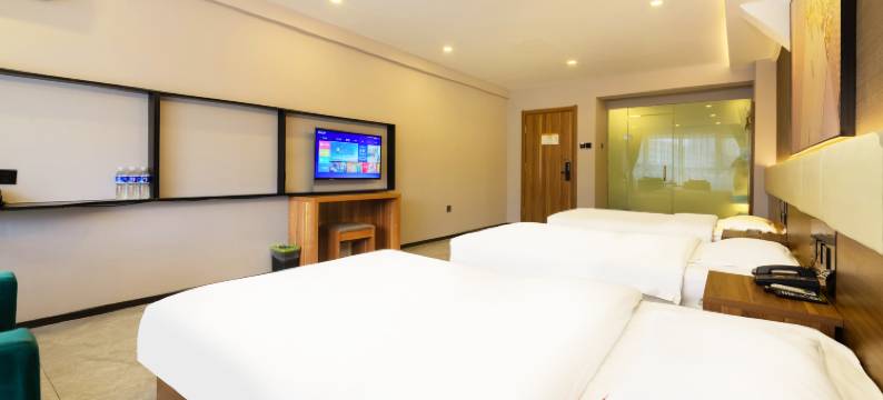 云起时轻居酒店(维多利广场天津路店)图片