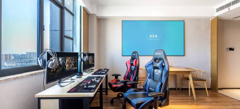 悦电竞酒店(盐城盐都万达广场店)图片