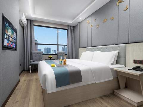 鸿润精选酒店(湖南人文科技学院娄底吾悦广场店)