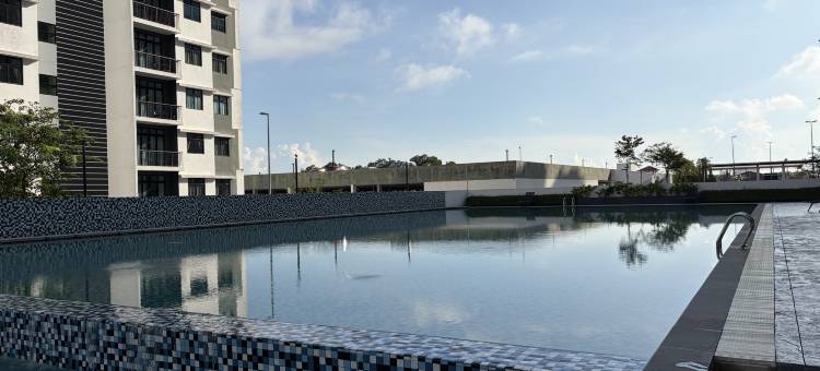 Desaru Utama Suites by Book My Stay图片