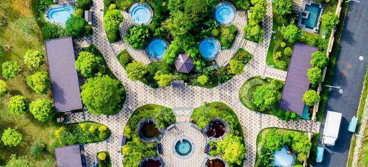 新兴悦天下温泉酒店图片