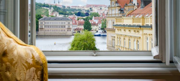 布拉格查理大桥宫酒店(Charles Bridge Palace Prague)图片