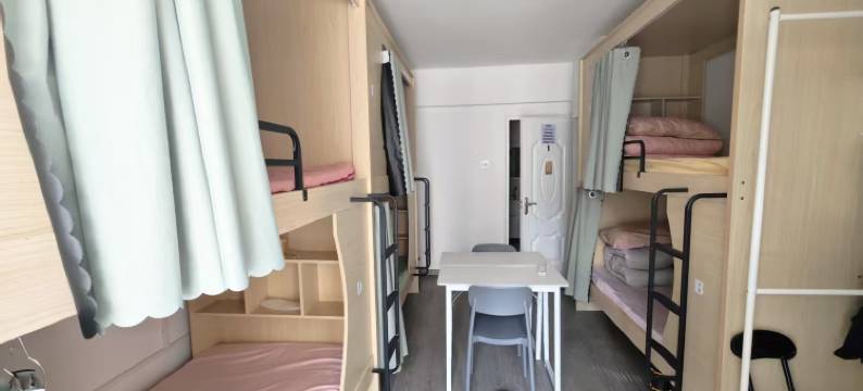 愉颜悦舍青年公寓(深圳之眼店)图片