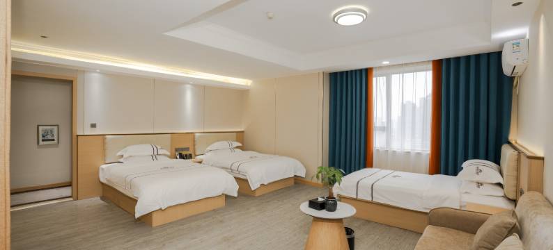 豪庭假日酒店(钦州年年丰广场店)图片