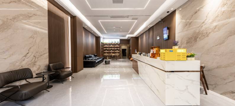 栖岸智能影院酒店(普定玉秀广场店)图片