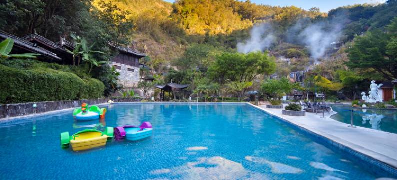 腾冲热海温泉度假酒店·美女池图片