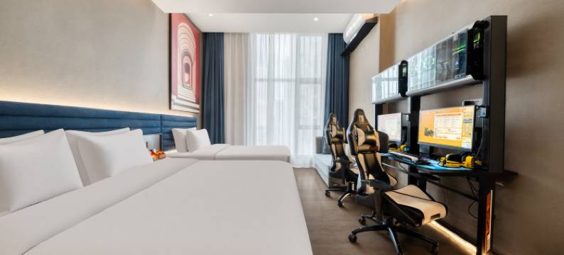 寓约电竞酒店(南昌红谷滩铜锣湾广场店)图片