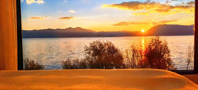 大理素心江上海景villa(洱海店)图片