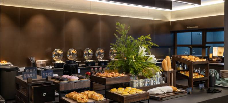 西安钟楼碑林博物馆亚朵酒店图片