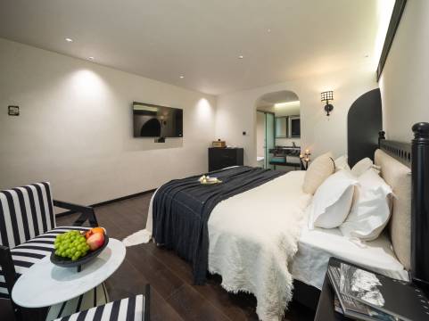 留白·供氧法式美宿(香格里拉独克宗古城店)