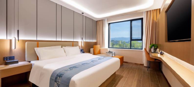 Urba柏纳酒店(巩留县人民广场店)图片