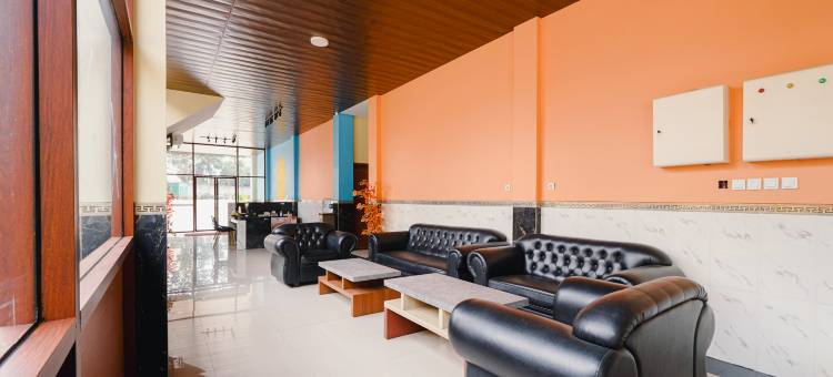 Tripletree Kenaro Hotel图片