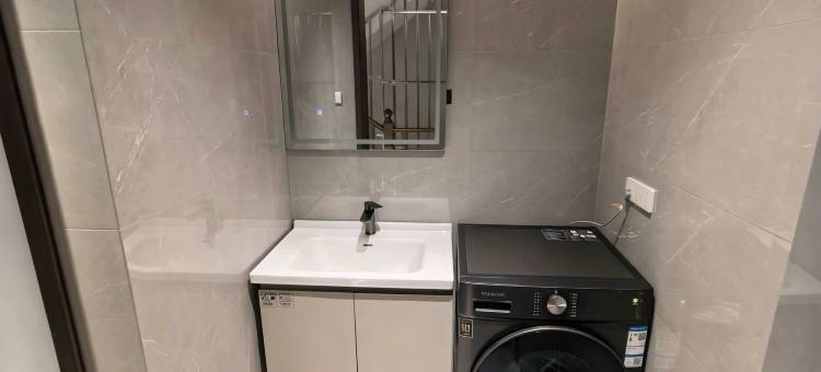 悦庭民宿(察布查尔镇店)图片