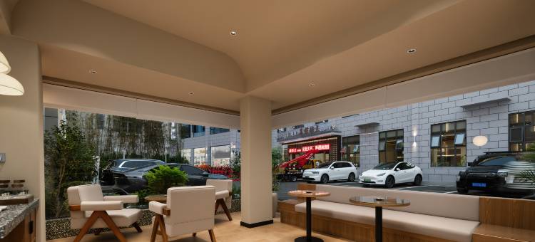 美程酒店(武当山风景区进山门口店)图片