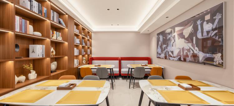 柏曼酒店(呼和浩特鼓楼店)图片
