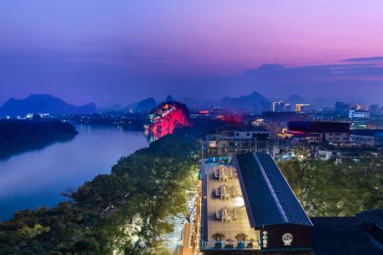 中心璞云酒店(桂林两江四湖象鼻山公园店)图片