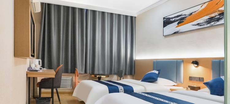 派酒店(喀什东湖公园店)图片