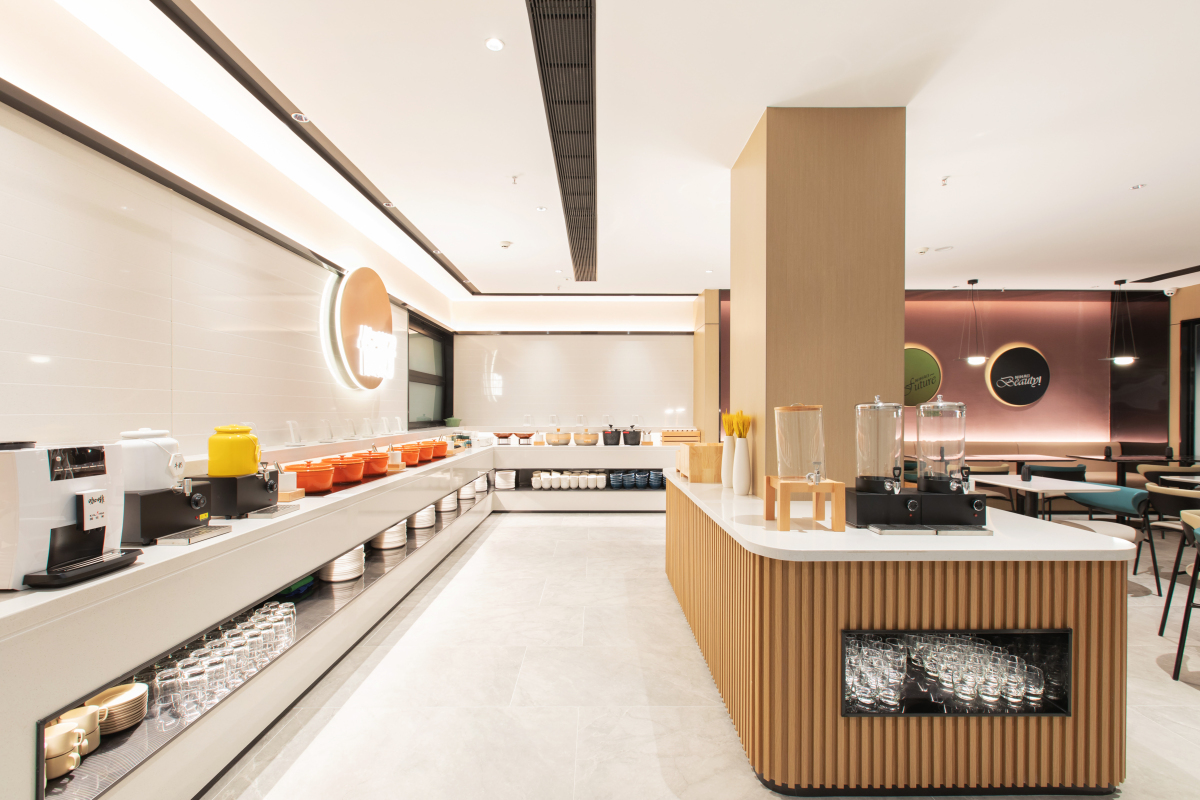 Ni Hao Hotel (Huanggang Huangmei Bus Station) Over view