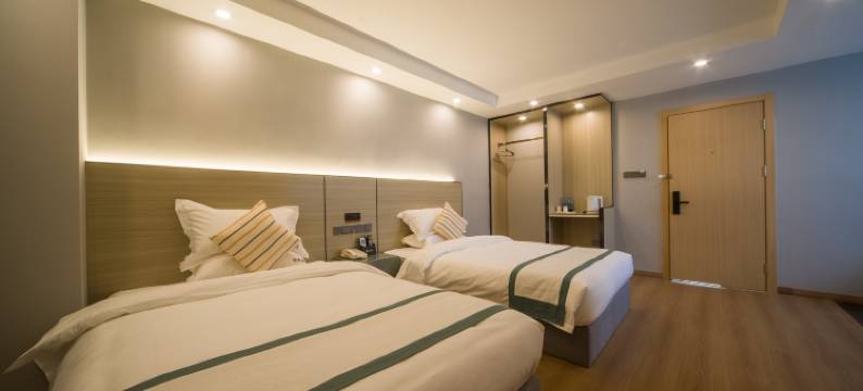 雅好酒店(鹏泰百货中心店)图片