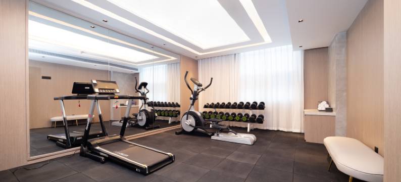 ELONG艺龙酒店(中原万达绿城广场地铁站店)图片