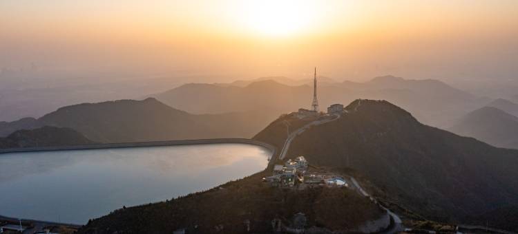 江左凤凰民宿(宜兴铜官山店)图片