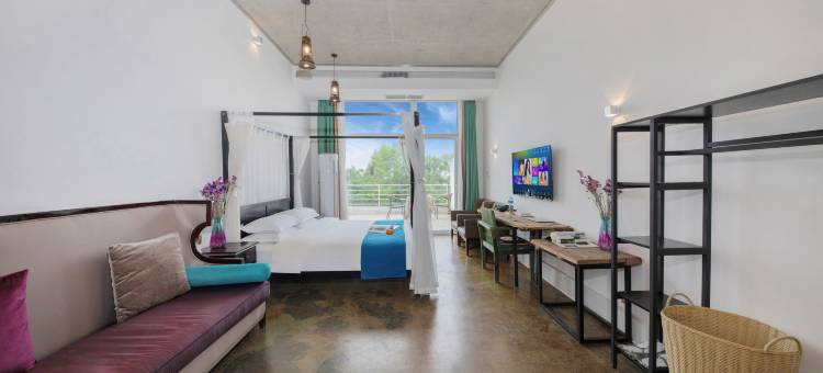 云躲一号私汤泳池院子图片