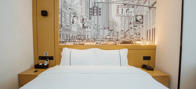 城市便捷酒店(三亚湾步行街店)图片