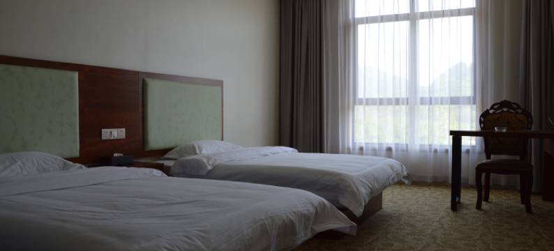 九峰山假日酒店图片