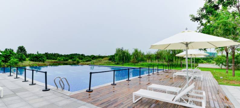 西海岸民宿(孤独图书馆礼堂店)图片