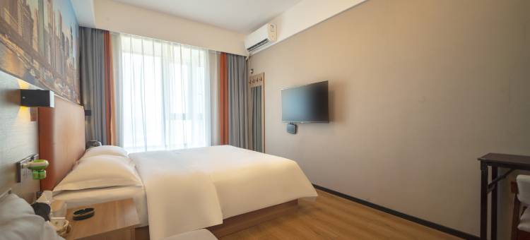 长沙保利·青年酒店(麓谷地铁长丰站店)图片