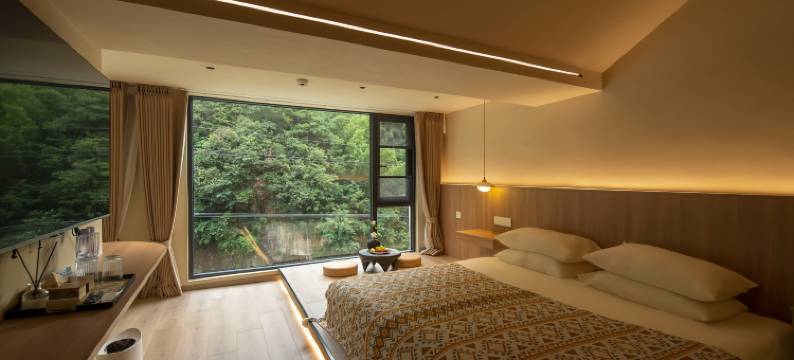 森岛·ALSEN·独岛溯溪美食民宿(安吉龙王山漂流浙北大峡谷店)图片