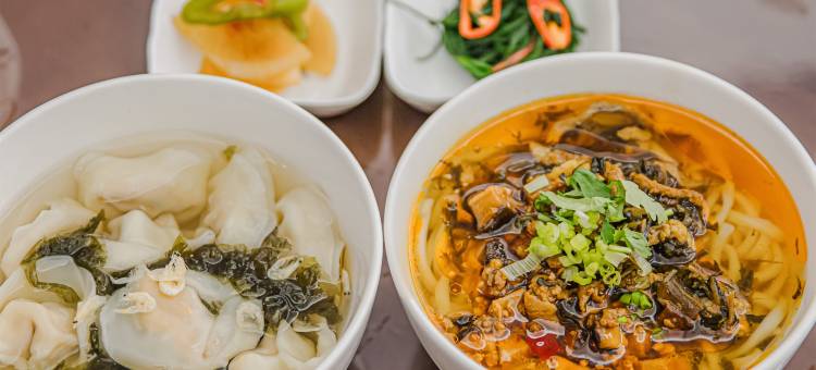 呼和浩特卓尔酒店(呼和浩特火车站海亮广场店)图片