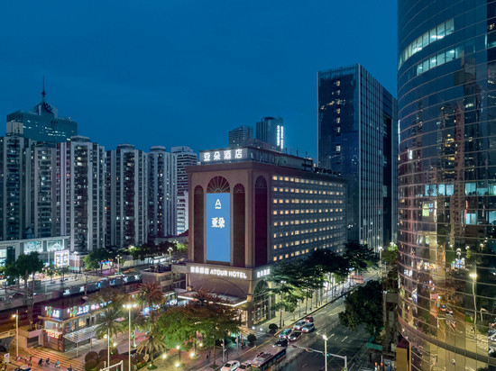 深圳罗湖口岸万象城亚朵酒店