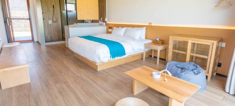 鸠兹湾度假村图片