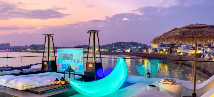 东山HoneyMoon蜜悦网红海景度假民宿(南门湾店)图片
