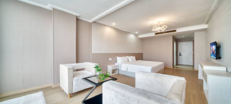 TOWO上品酒店(上饶步行街万达广场店)图片