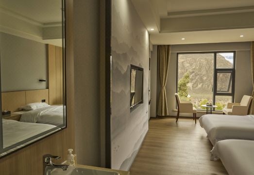 Hotel Zangxing Yunyin Road Trip Hotel Overview