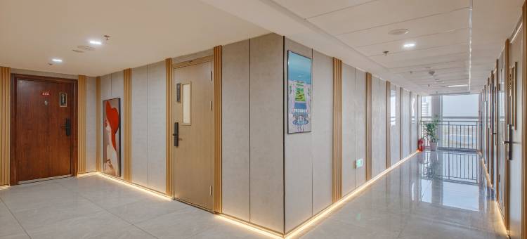 日照屹坤名宿(华润万象汇金汇时代广场店)图片